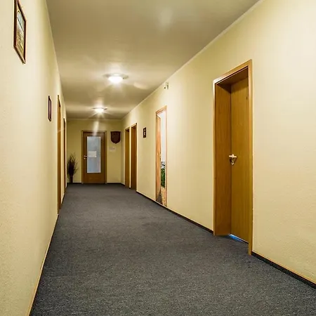 בית הארחה Logia Garni